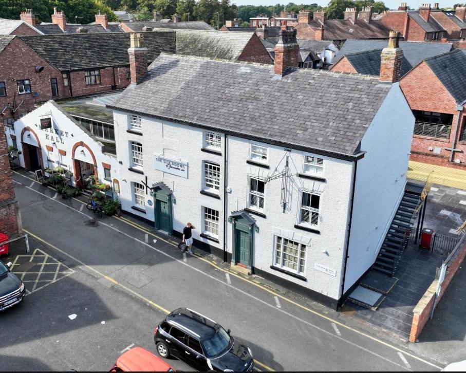Inn The Silk Rooms, At The Freemasons
