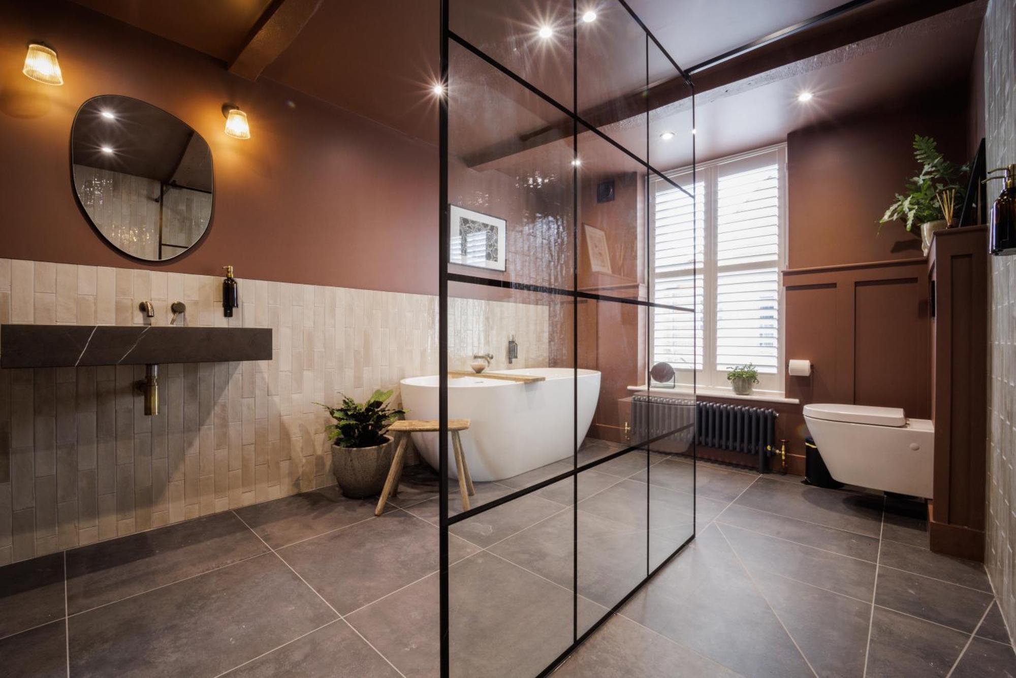 The Silk Rooms, At The Freemasons